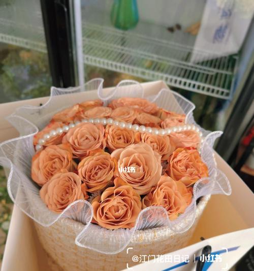 卡布奇诺玫瑰代表什么？花语寓意有哪些？